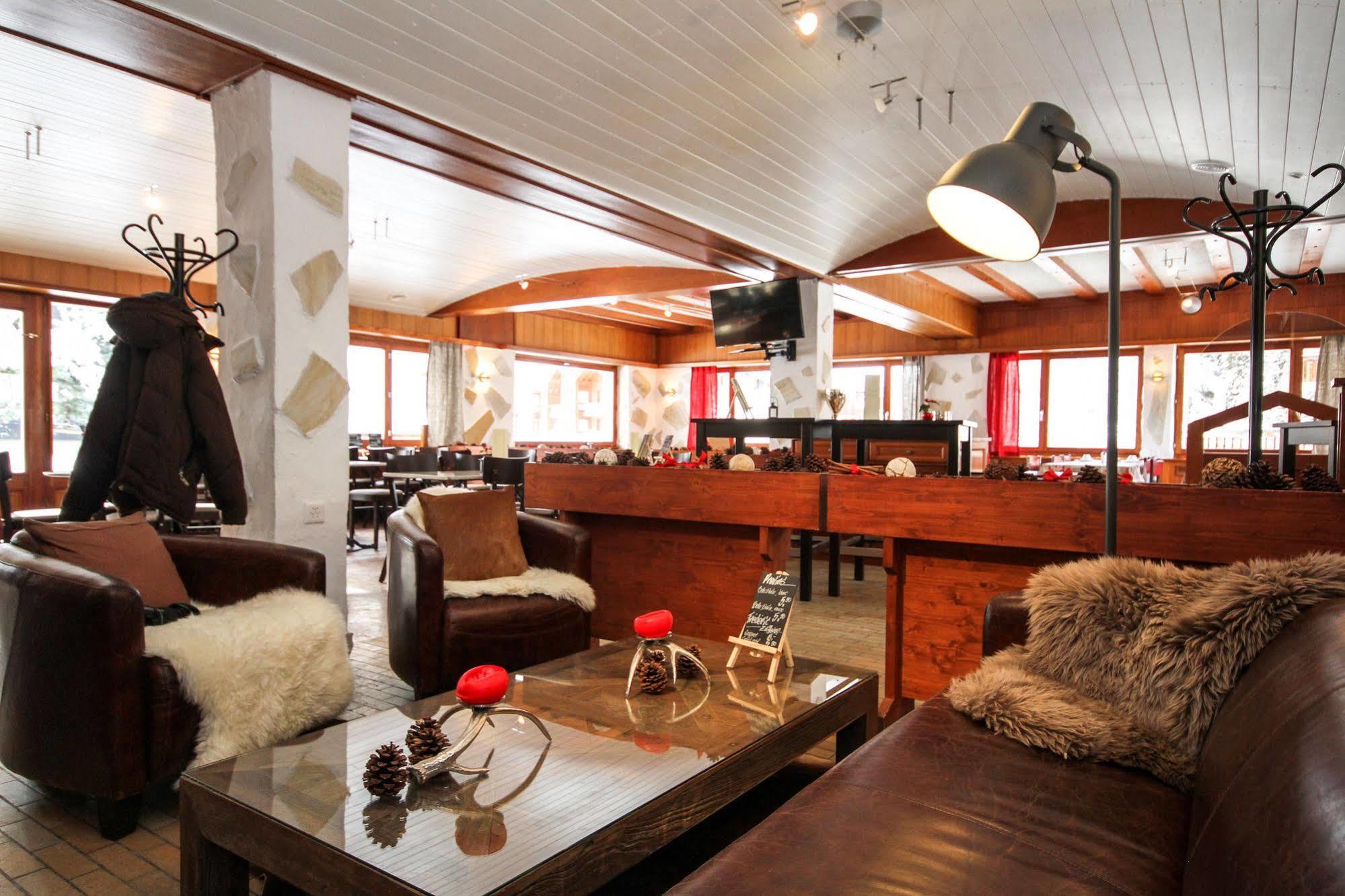Pointe De Zinal Hotel Eksteriør billede