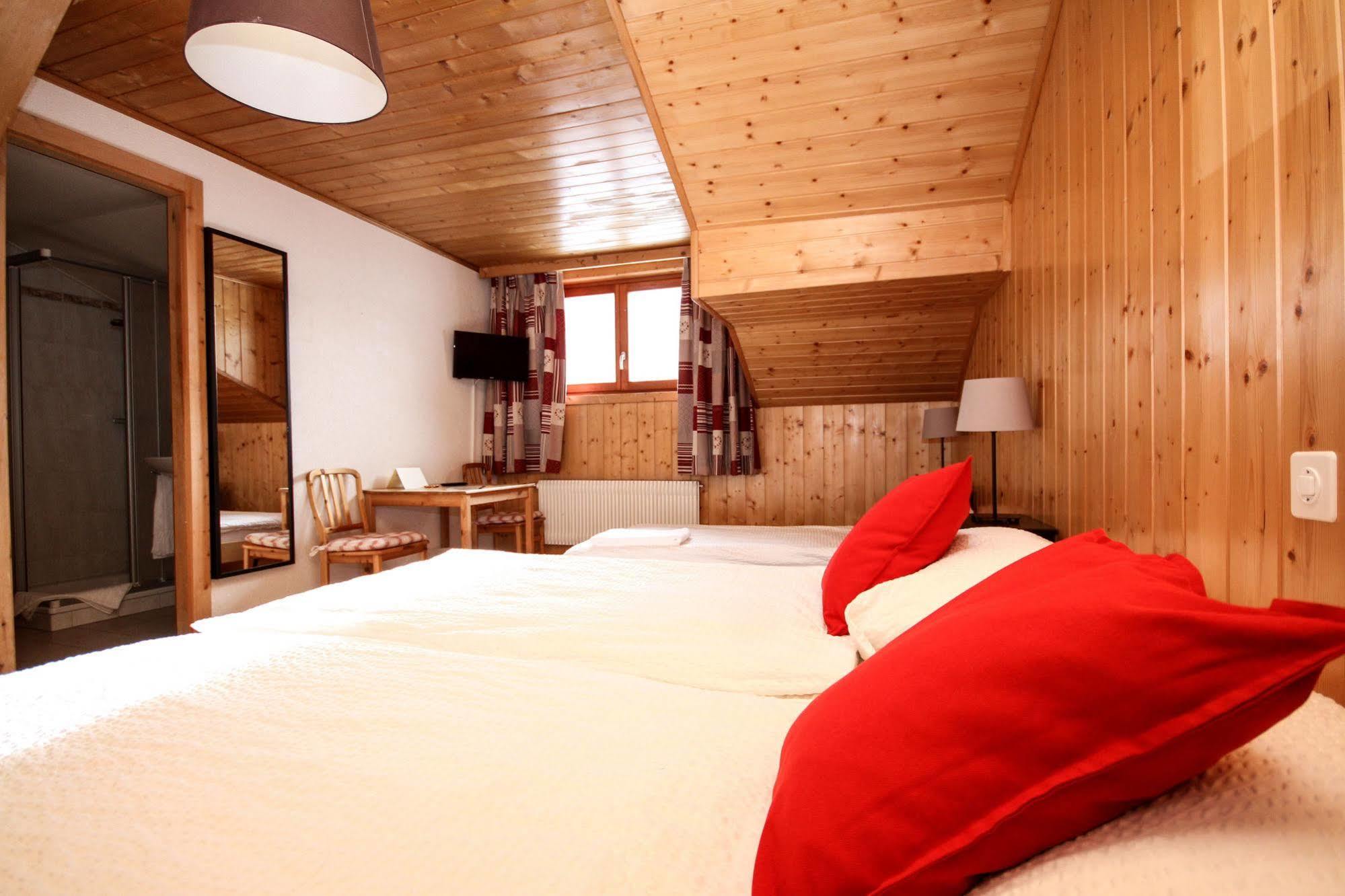 Pointe De Zinal Hotel Eksteriør billede