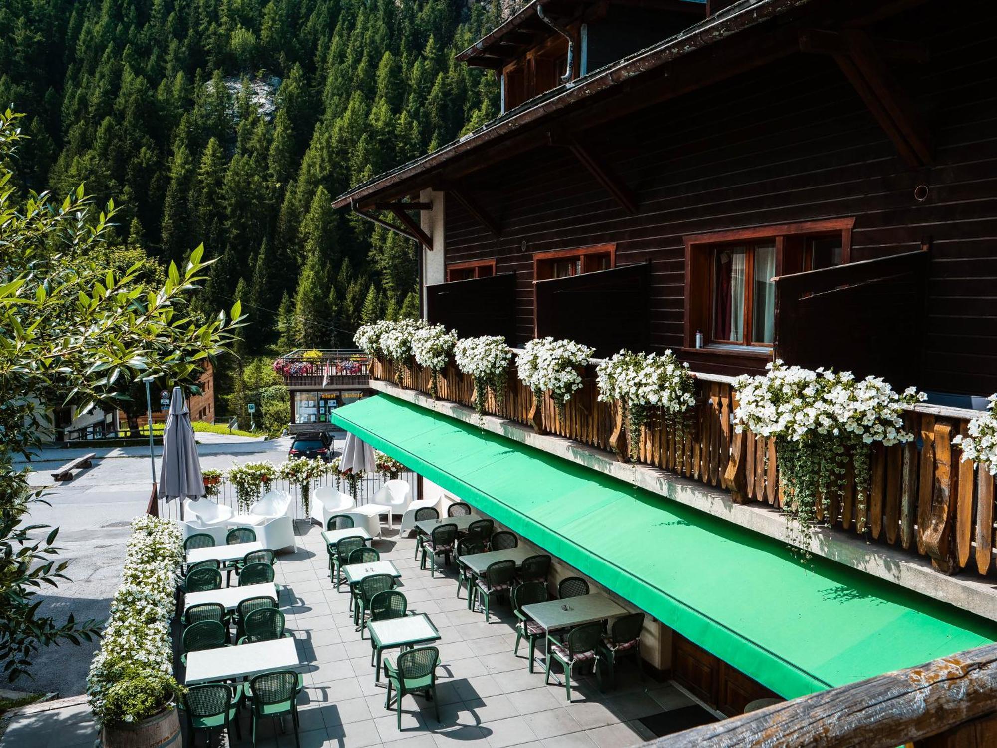 Pointe De Zinal Hotel Eksteriør billede